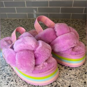 UGG Womens Platform Slippers
